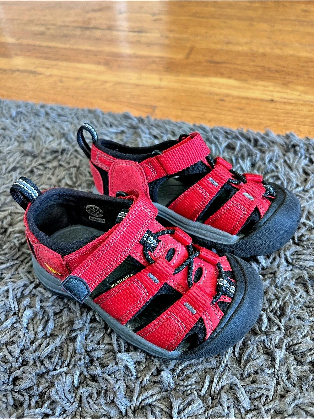 KEEN Toddlers' Newport H2 Sandals Kids Red & Black Sandals Size 7